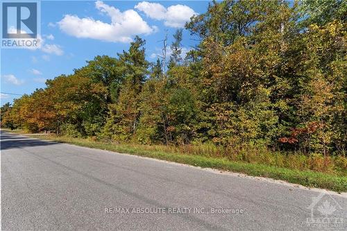 02 Braecrest Avenue, Mcnab/Braeside, ON 