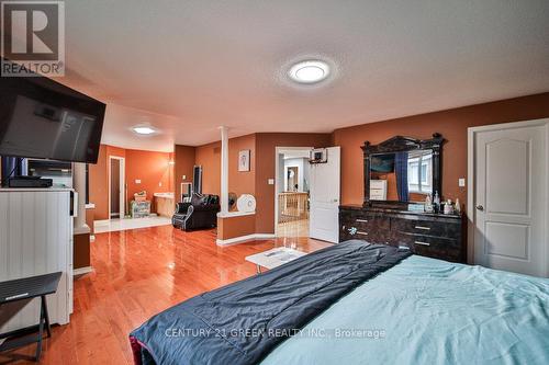 254 Edenbrook Hill Drive, Brampton, ON - Indoor Photo Showing Bedroom