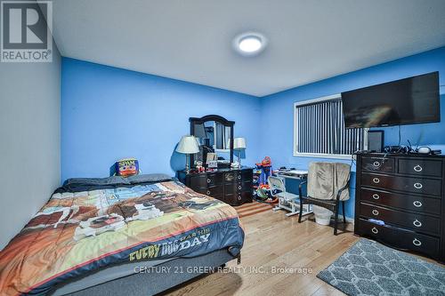 254 Edenbrook Hill Drive, Brampton, ON - Indoor Photo Showing Bedroom