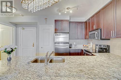 706 - 9245 Jane Street, Vaughan, ON - Indoor Photo Showing Kitchen With Stainless Steel Kitchen With Double Sink With Upgraded Kitchen