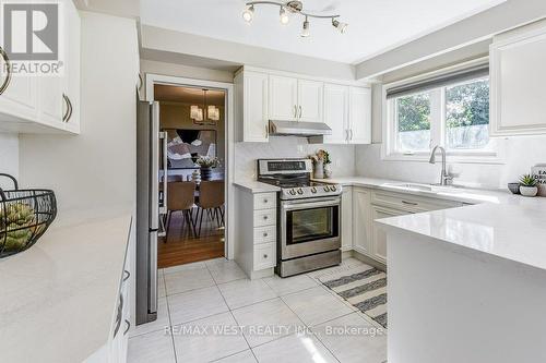 120 Neilson Drive, Toronto, ON - Indoor Photo Showing Kitchen