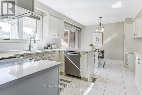 120 Neilson Drive, Toronto, ON - Indoor Photo Showing Kitchen With Upgraded Kitchen