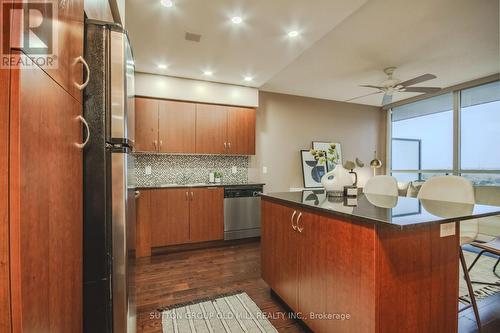 1403 - 2240 Lake Shore Boulevard W, Toronto, ON - Indoor Photo Showing Other Room