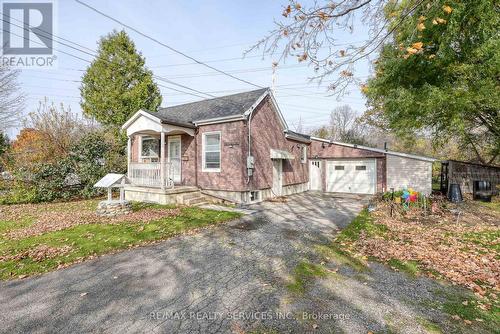 24 Norlan Avenue, London, ON - Outdoor