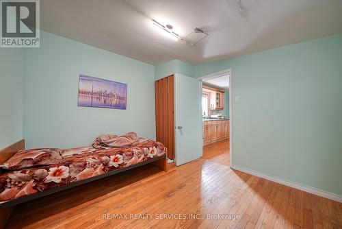 24 Norlan Avenue, London, ON - Indoor Photo Showing Bedroom