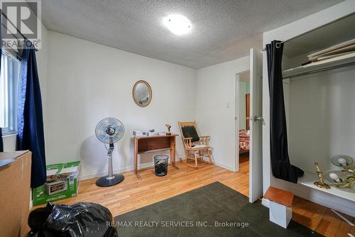 24 Norlan Avenue, London, ON - Indoor