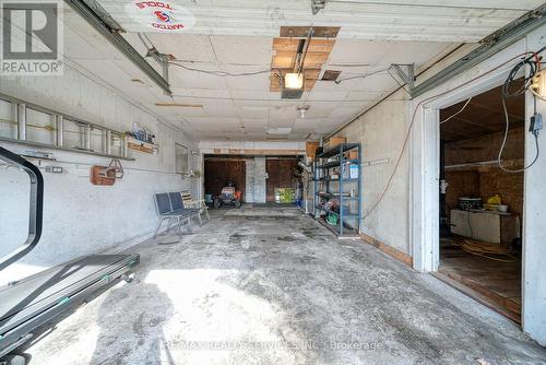 24 Norlan Avenue, London, ON - Indoor Photo Showing Garage