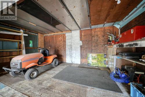 24 Norlan Avenue, London, ON - Indoor Photo Showing Garage