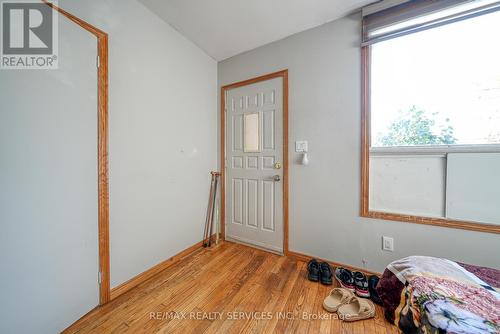 24 Norlan Avenue, London, ON - Indoor Photo Showing Other Room