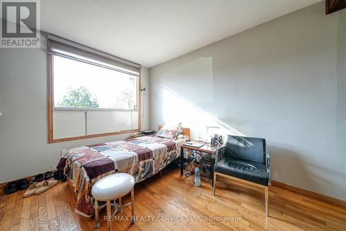 24 Norlan Avenue, London, ON - Indoor Photo Showing Bedroom