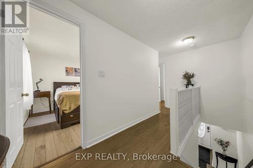 19 Railway Street, Hamilton, ON - Indoor Photo Showing Other Room