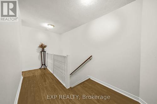 19 Railway Street, Hamilton, ON - Indoor Photo Showing Other Room