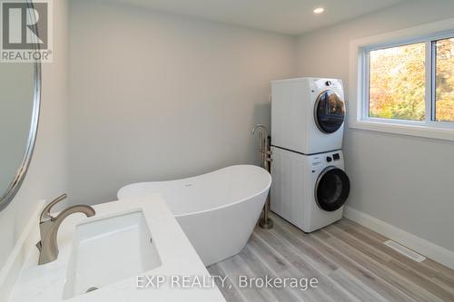 39 Becketts Side Road, Tay, ON - Indoor Photo Showing Laundry Room