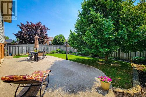 2 Hampshire Place, Hamilton, ON - Outdoor With Backyard