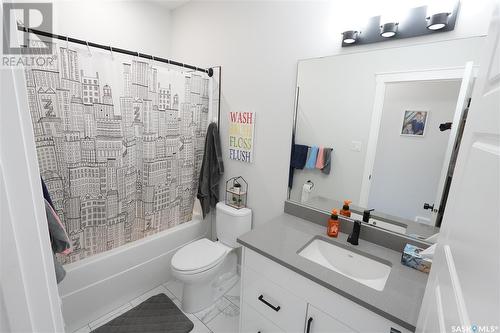 2609 Cameron Street, Regina, SK - Indoor Photo Showing Bathroom