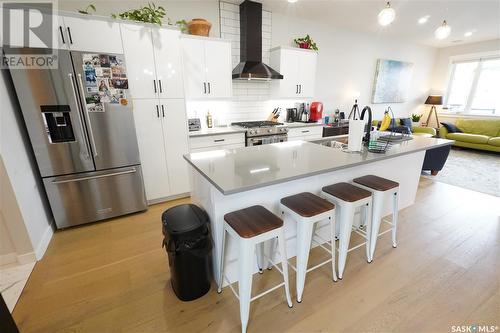 2609 Cameron Street, Regina, SK - Indoor Photo Showing Kitchen With Upgraded Kitchen