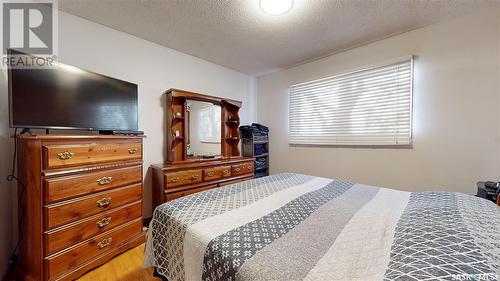 335 Argyle Street N, Regina, SK - Indoor Photo Showing Bedroom