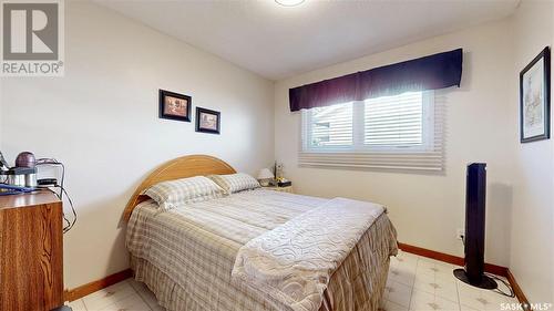 335 Argyle Street N, Regina, SK - Indoor Photo Showing Bedroom