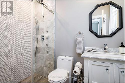 27 Waterview Road, Wasaga Beach, ON - Indoor Photo Showing Bathroom