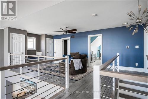 27 Waterview Road, Wasaga Beach, ON - Indoor Photo Showing Other Room