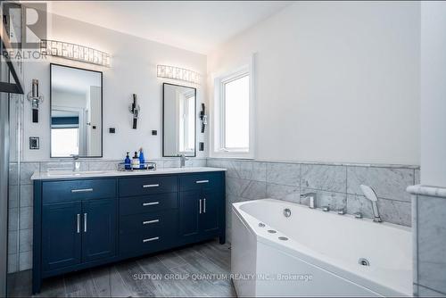 27 Waterview Road, Wasaga Beach, ON - Indoor Photo Showing Bathroom