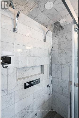 27 Waterview Road, Wasaga Beach, ON - Indoor Photo Showing Bathroom