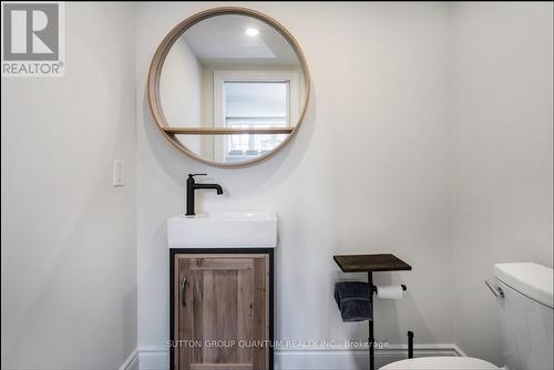 27 Waterview Road, Wasaga Beach, ON - Indoor Photo Showing Bathroom