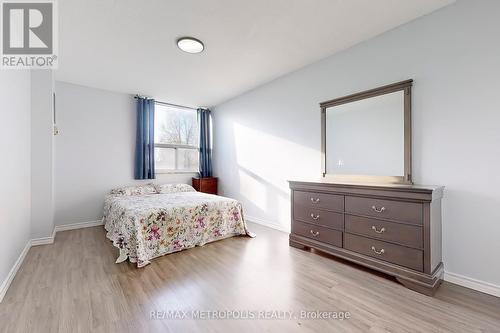 106 - 4060 Lawrence Avenue E, Toronto, ON - Indoor Photo Showing Bedroom