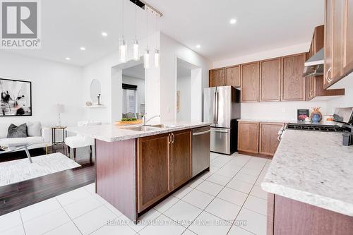 2517 Wintergrace Avenue, Oshawa, ON - Indoor Photo Showing Kitchen With Stainless Steel Kitchen