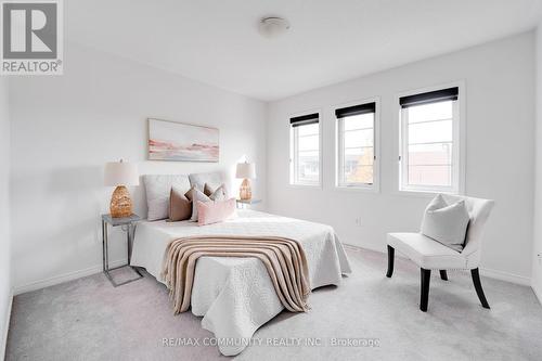 2517 Wintergrace Avenue, Oshawa, ON - Indoor Photo Showing Bedroom