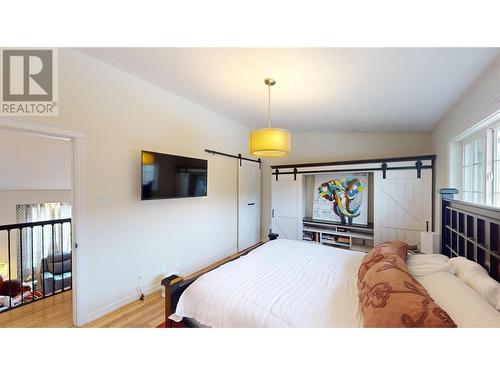 5533 Twin Lakes Road, Cranbrook, BC - Indoor Photo Showing Bedroom