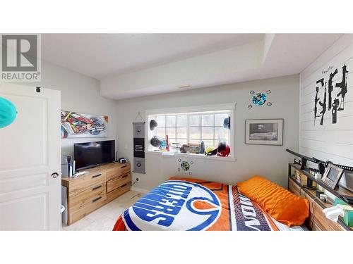 5533 Twin Lakes Road, Cranbrook, BC - Indoor Photo Showing Bedroom