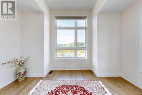 27 Fauchard Street, Richmond Hill, ON - Indoor Photo Showing Other Room