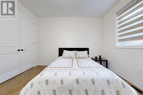 27 Fauchard Street, Richmond Hill, ON - Indoor Photo Showing Bedroom