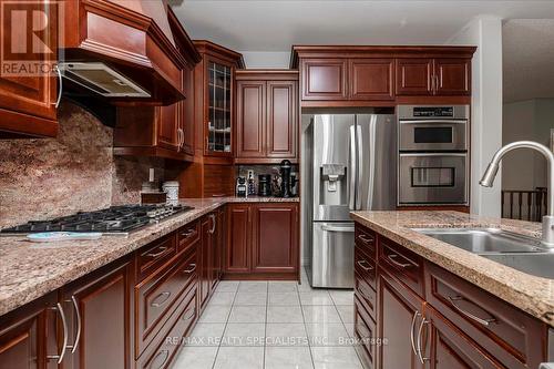 1165 Mitchell Court, Innisfil, ON - Indoor Photo Showing Kitchen With Stainless Steel Kitchen With Double Sink