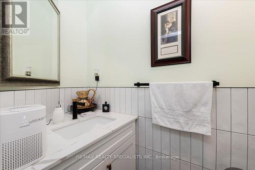 1165 Mitchell Court, Innisfil, ON - Indoor Photo Showing Bathroom