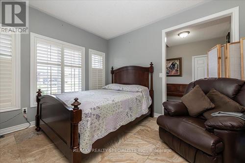 1165 Mitchell Court, Innisfil, ON - Indoor Photo Showing Bedroom