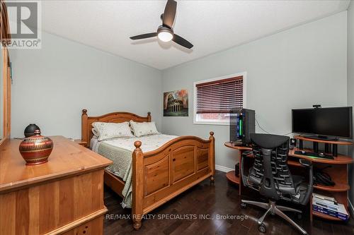 1165 Mitchell Court, Innisfil, ON - Indoor Photo Showing Bedroom