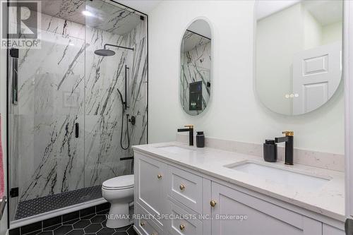 1165 Mitchell Court, Innisfil, ON - Indoor Photo Showing Bathroom