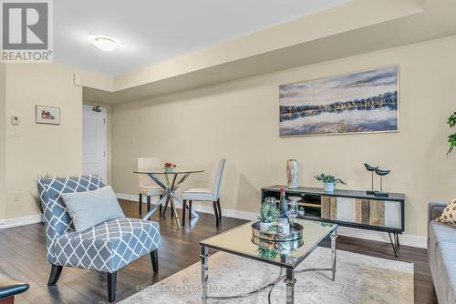 286 - 60 Parrotta Drive, Toronto, ON - Indoor Photo Showing Living Room