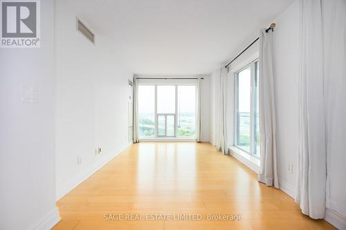 1005 - 2121 Lake Shore Boulevard, Toronto, ON - Indoor Photo Showing Other Room