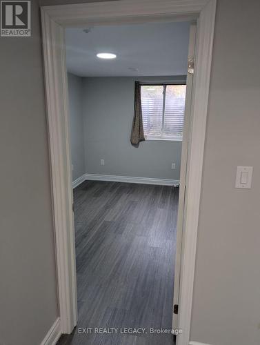 1084 Charminster Crescent, Mississauga, ON - Indoor Photo Showing Other Room