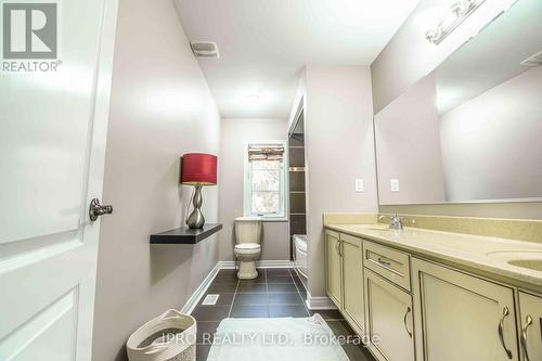 4 Quatro Crescent, Brampton, ON - Indoor Photo Showing Bathroom