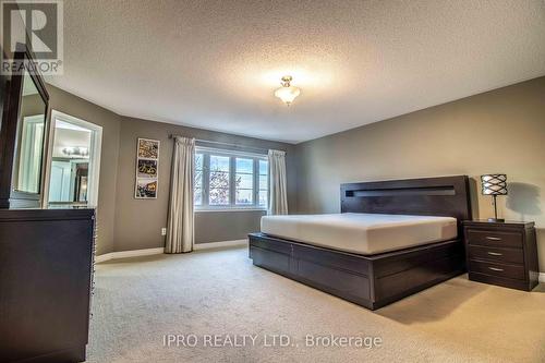 4 Quatro Crescent, Brampton, ON - Indoor Photo Showing Bedroom