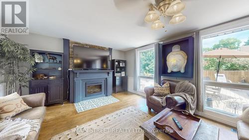 126 King Street, Kawartha Lakes, ON - Indoor Photo Showing Living Room With Fireplace