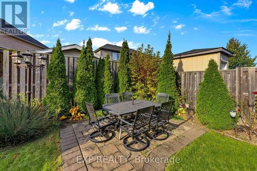 5803 Fiddlehead Lane, Niagara Falls, ON - Outdoor