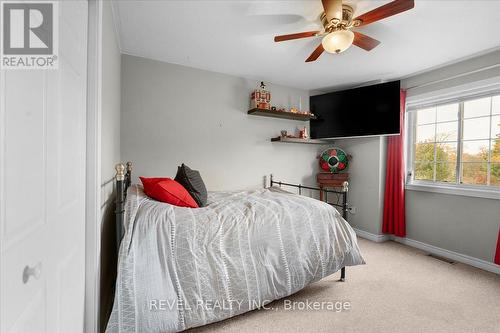 4821 Sherkston Road, Port Colborne, ON - Indoor Photo Showing Bedroom