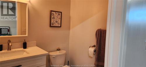 937 Walker Road, Windsor, ON - Indoor Photo Showing Bathroom