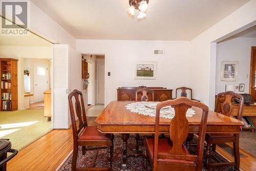 26 Rutherford Avenue, Deep River, ON - Indoor Photo Showing Dining Room