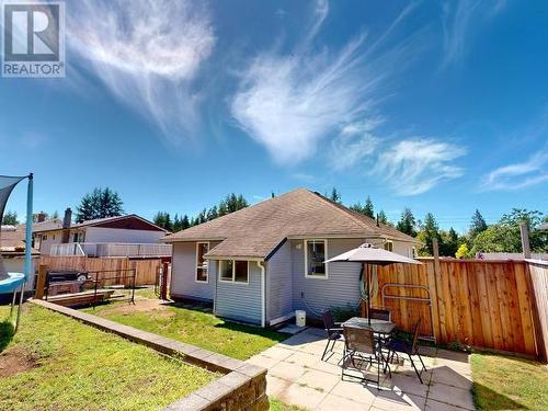 4608 Redonda Ave, Powell River, BC - Outdoor With Deck Patio Veranda